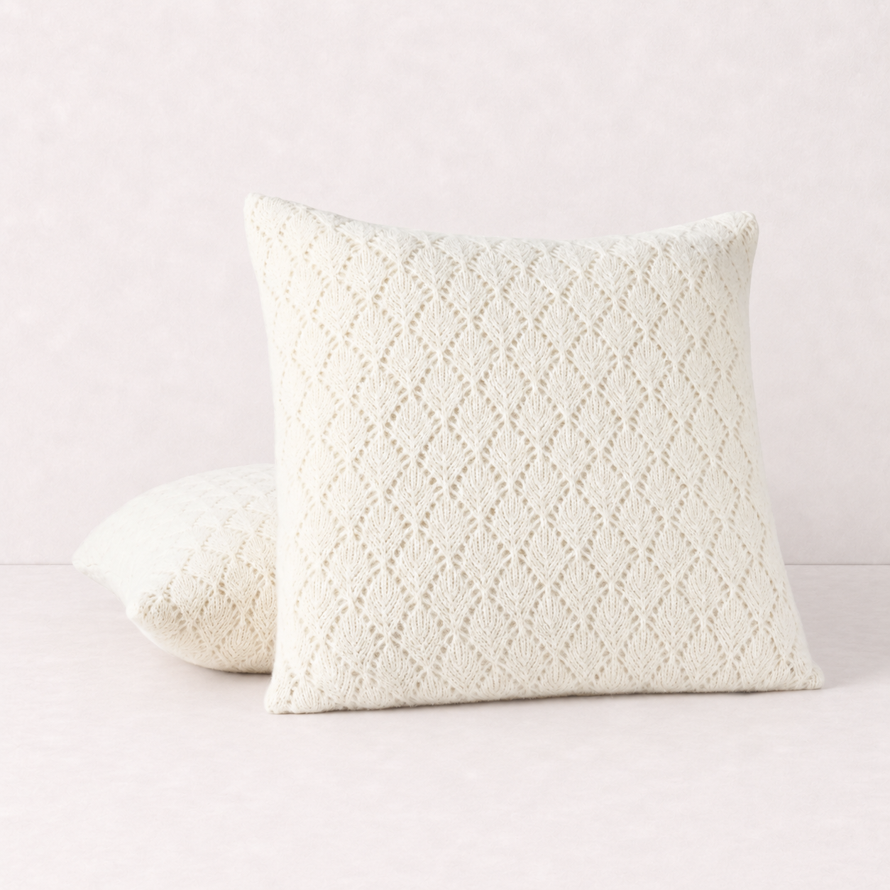 Diamond Pattern Knit Pillow Cover - White