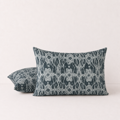 Stone Organic Pattern Decorative Pillow Cover- Black