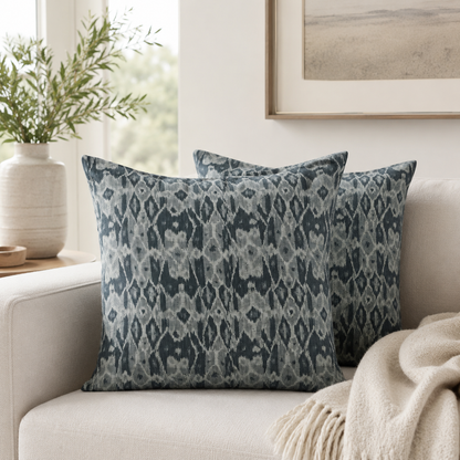 Stone Organic Pattern Decorative Pillow Cover- Black