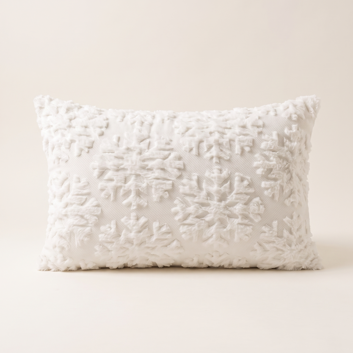 Snowflake Christmas Cushion Cover – Classic Knit Look – front view
