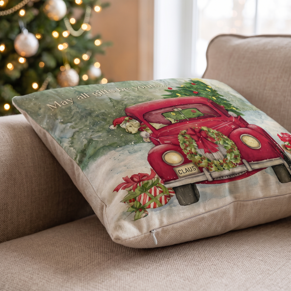 Christmas Cardinal Cushion Cover – pattern and fabric close-up