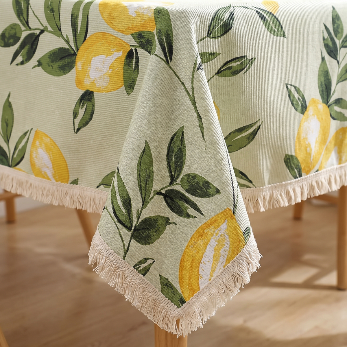 Lemon & Leaf Print Tablecloth – fabric and edge close-up