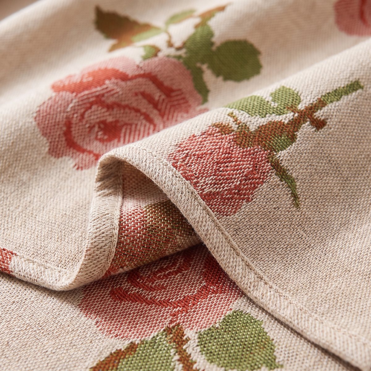 Rose Print Bamboo Cooling Blanket – weave close-up