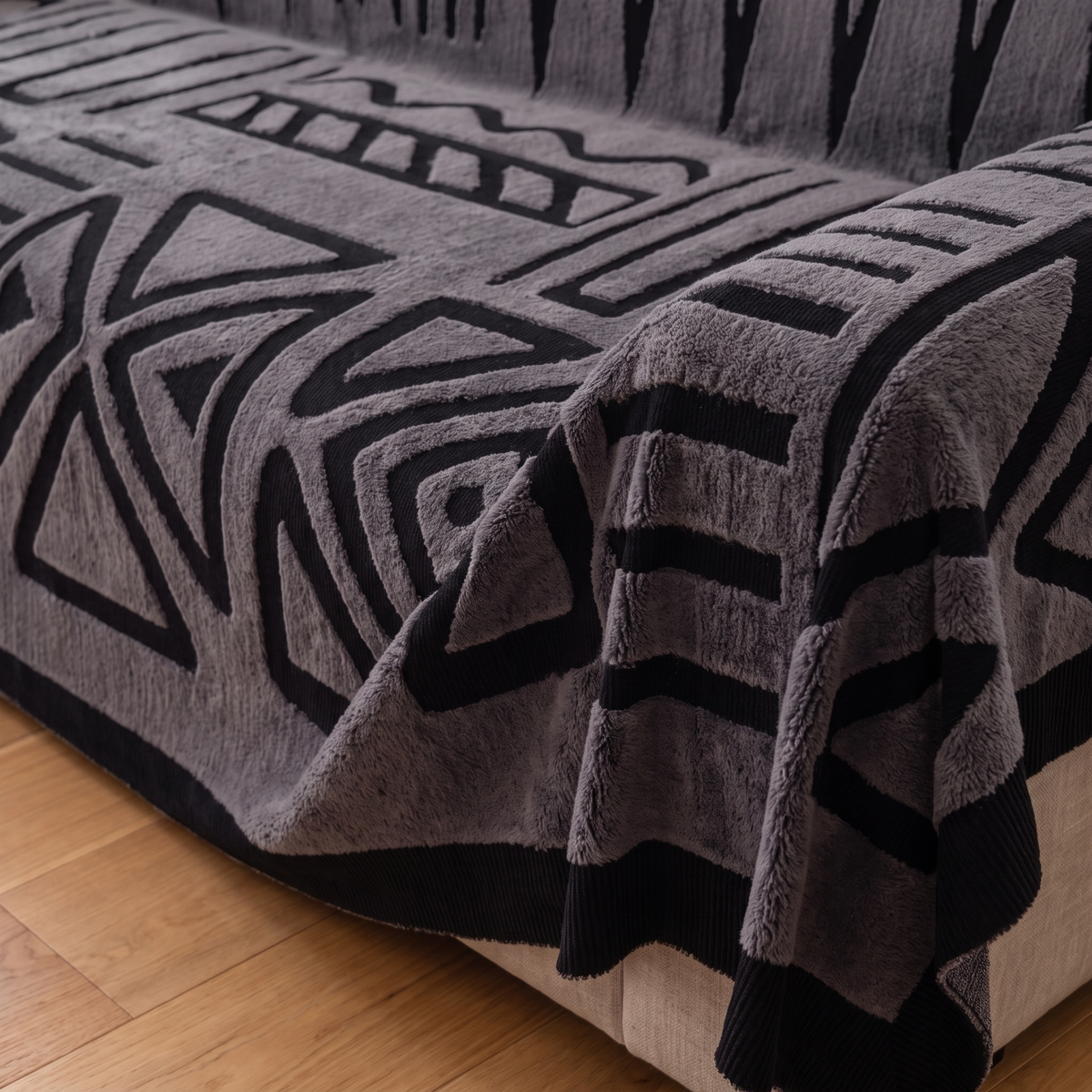 Luxury Urban Maze Couch Cover – tucked edge detail