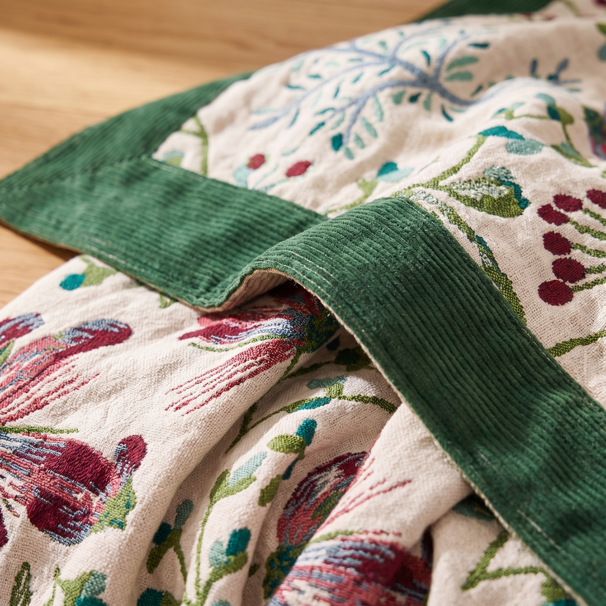 Wildflower Cotton Throw Blanket – weave close-up
